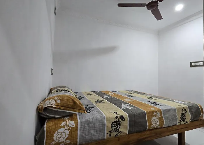Vmg Vinayaga Residency