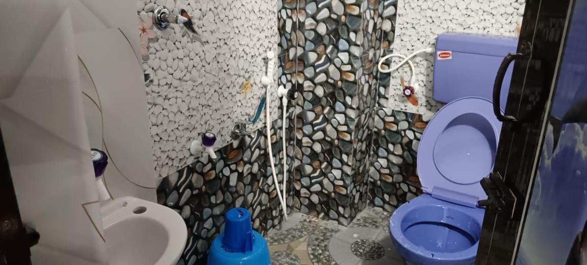Kadampan Apartment Tiruchchendur