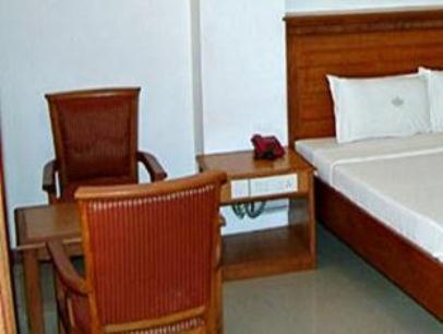 Chitra Park Tiruchchendur