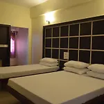 Chakravarthi Inn